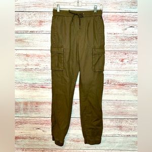 NWT Good Fellow Cargo joggers army green size small